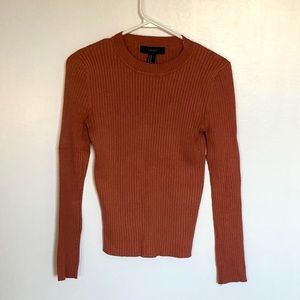 Burnt orange ribbed long-sleeve